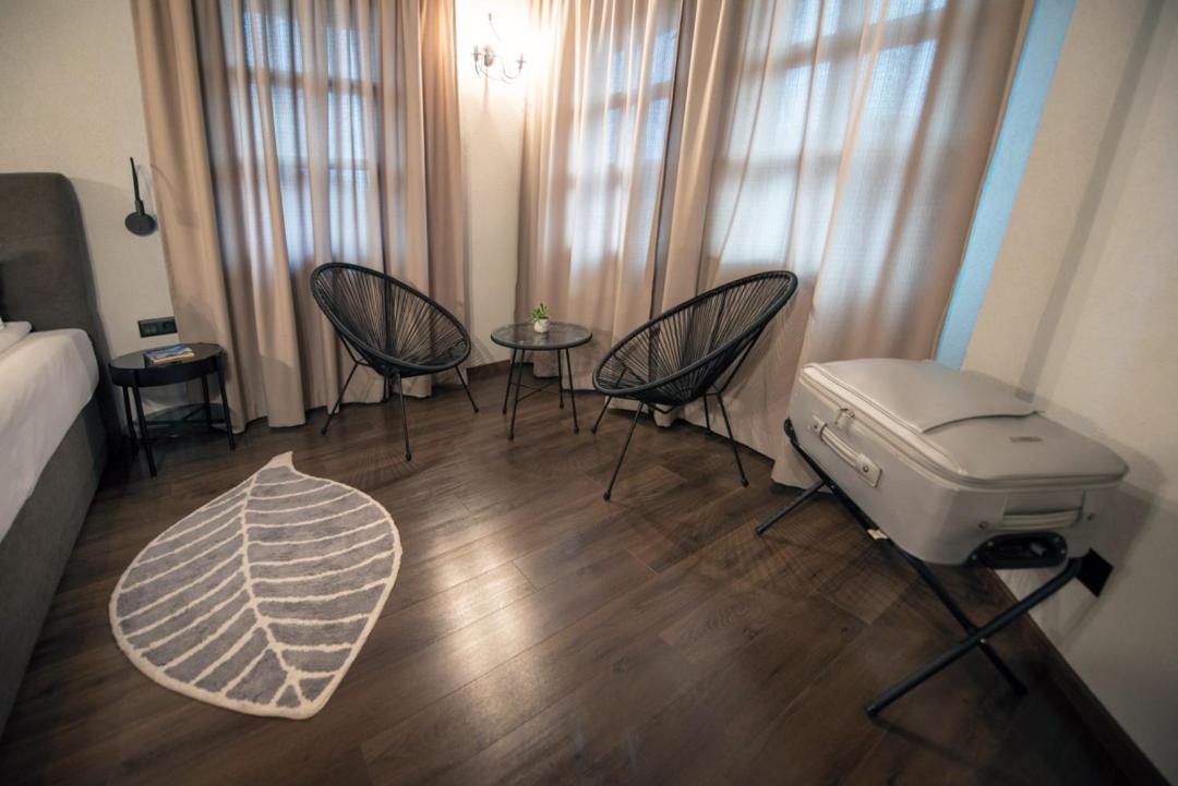 Rhodopes Legends Hotel Vrata Bagian luar foto
