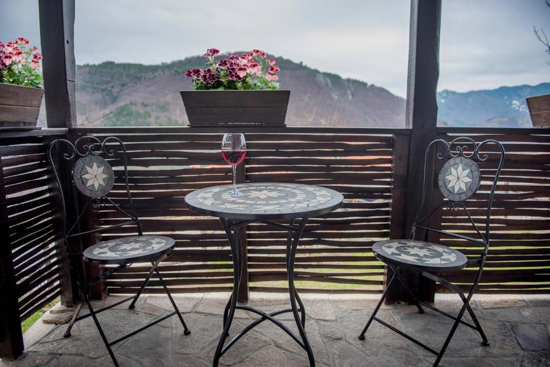 Rhodopes Legends Hotel Vrata Bagian luar foto
