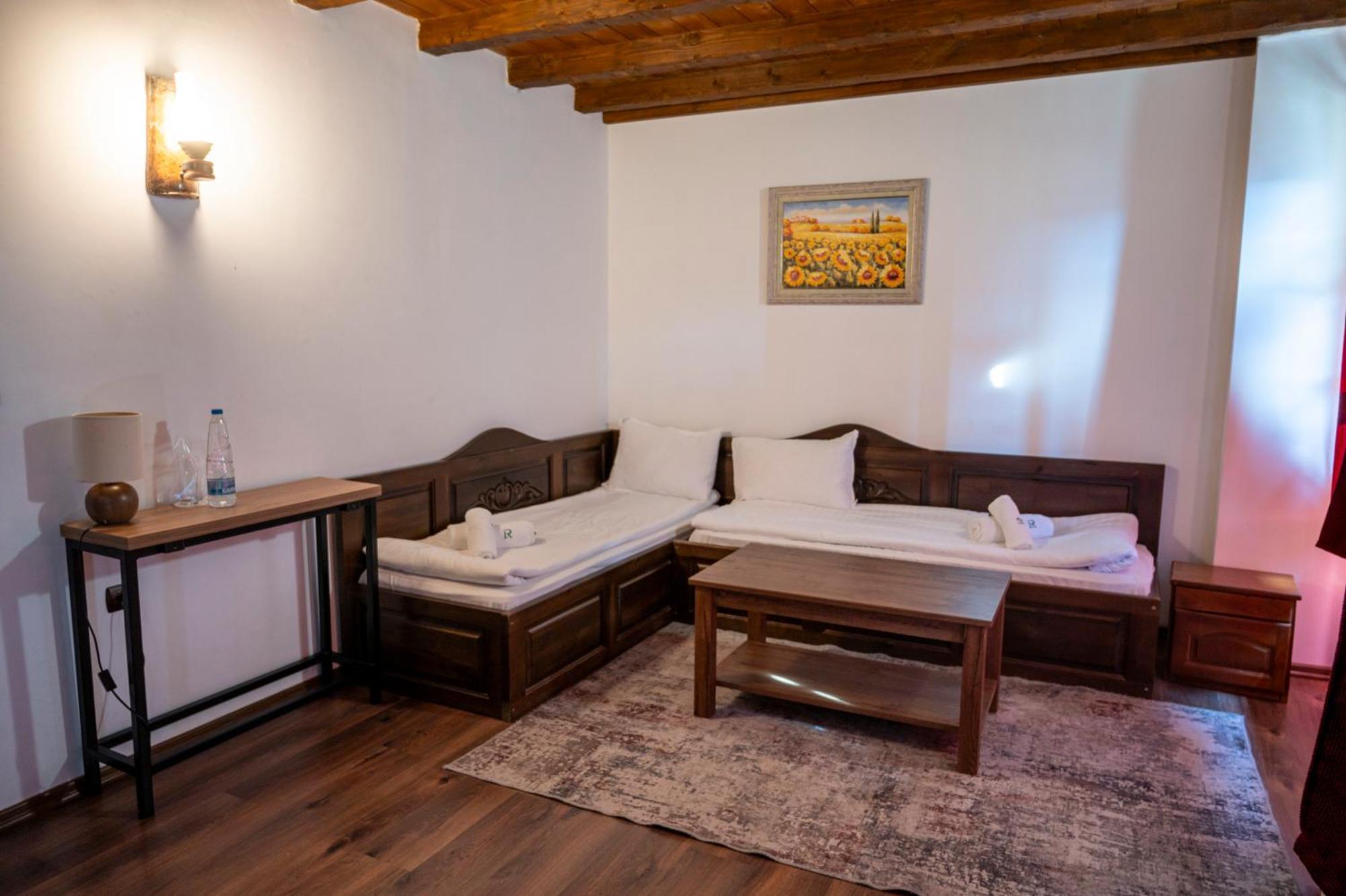Rhodopes Legends Hotel Vrata Bagian luar foto