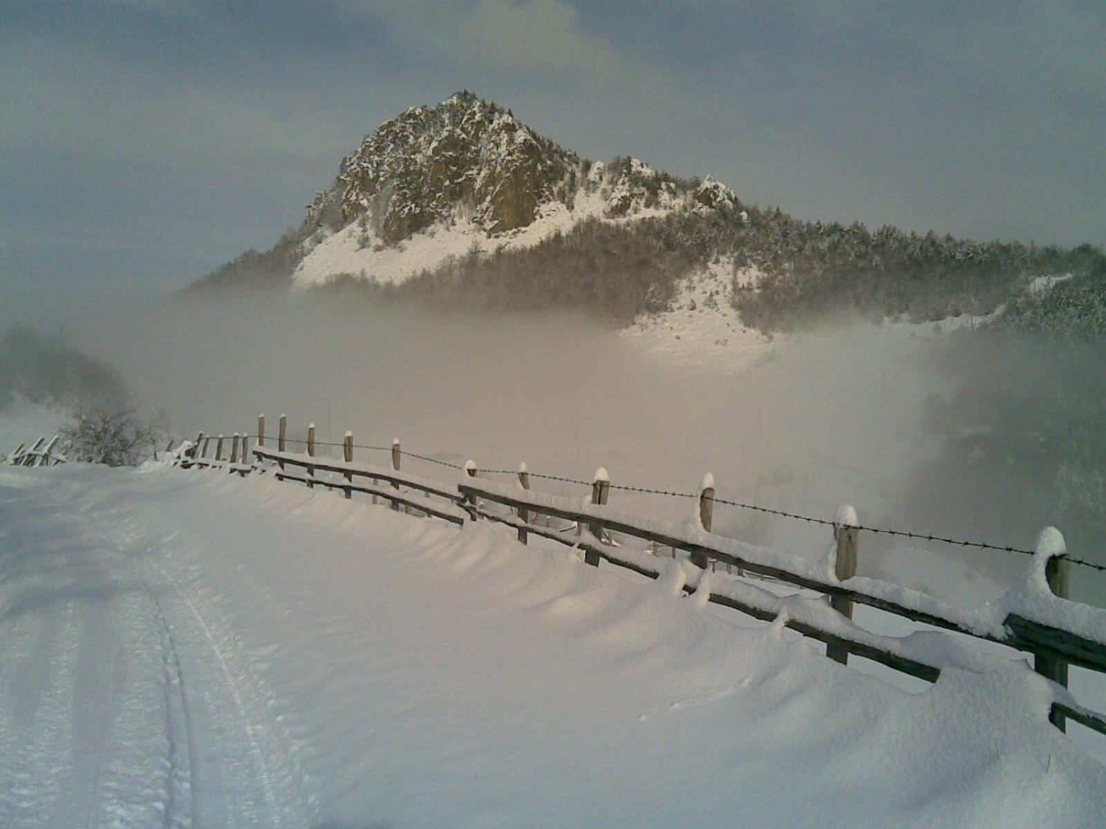 Rhodopes Legends Hotel Vrata Bagian luar foto