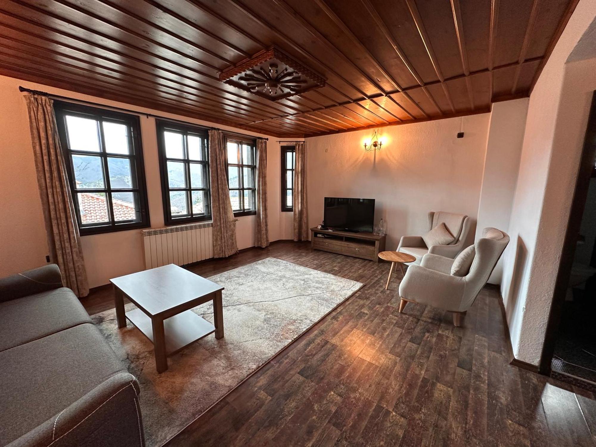 Rhodopes Legends Hotel Vrata Bagian luar foto