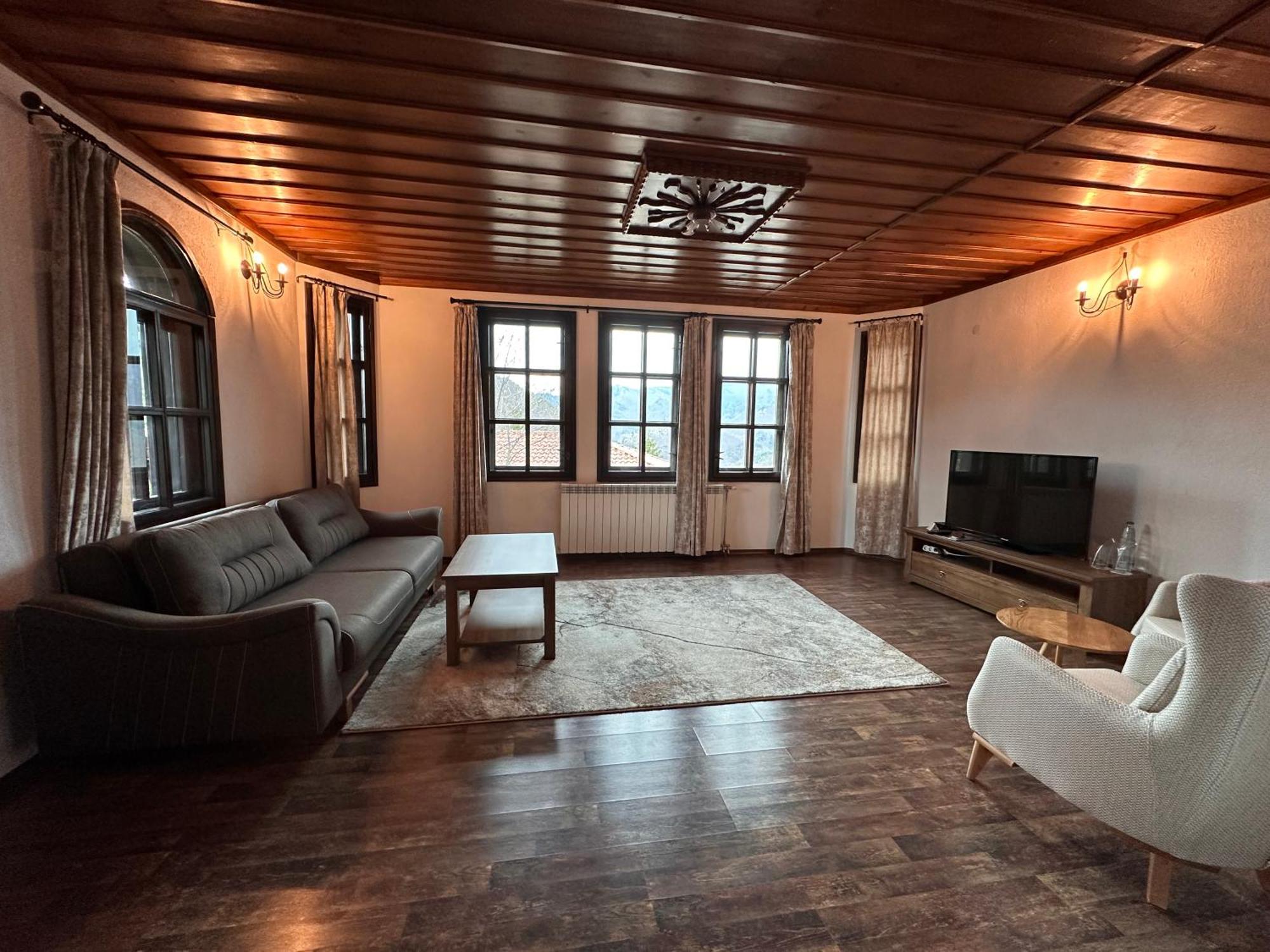 Rhodopes Legends Hotel Vrata Bagian luar foto