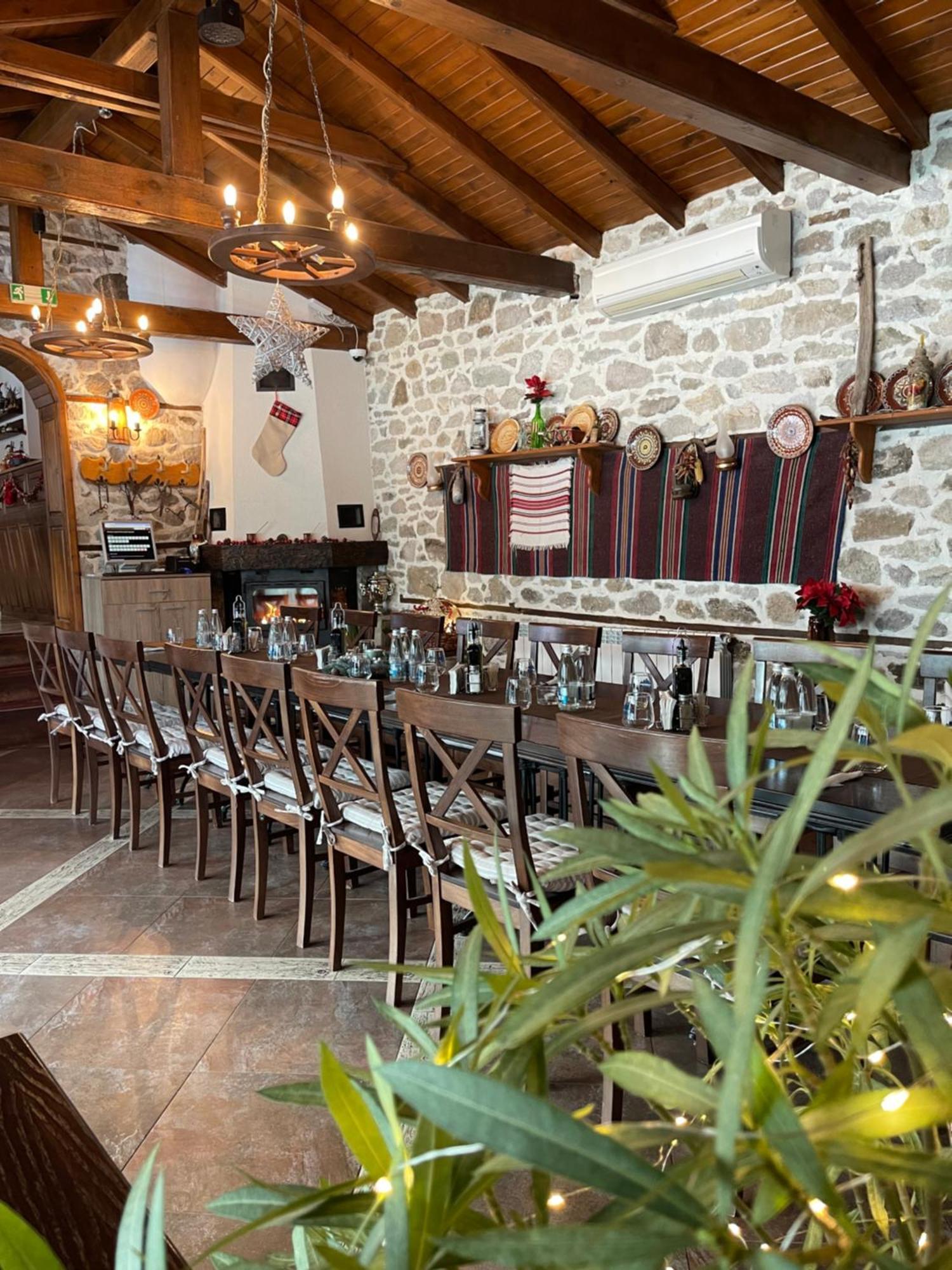 Rhodopes Legends Hotel Vrata Bagian luar foto